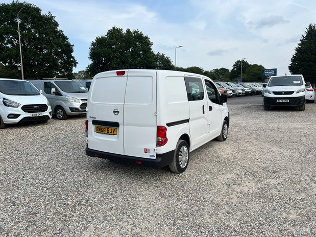Nissan NV200 Crew Cab SWB L1H1 Low Roof Acenta Air Con EURO 6 NO VAT 6