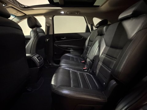 Kia Sorento CRDI KX-3 ISG 21
