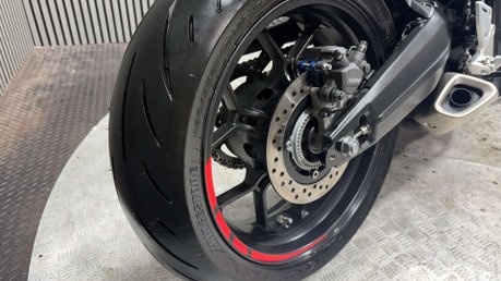 Honda CBR 2020 ONLY 790 MILES LONG MOT SERVICED SPORTS BIKE 650CC 37
