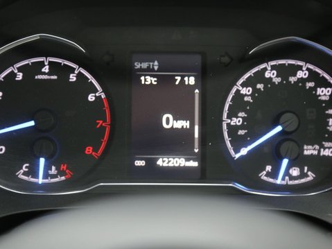 Toyota Yaris 1.5 VVT-i Icon Tech Euro 6 5dr 15