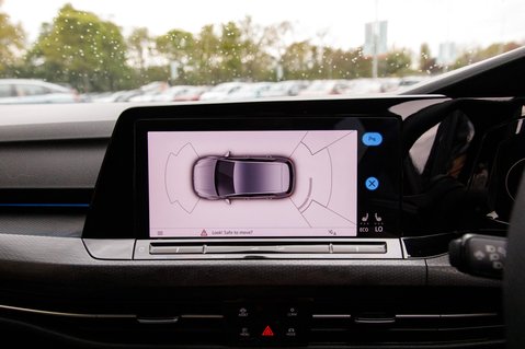 Volkswagen Golf GTE DSG 28