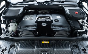 Mercedes-Benz GLS 63 AMG Night Edition Executive 42