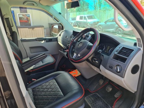 Volkswagen Campervan 6