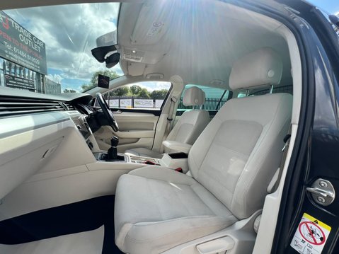 Volkswagen Passat SE BUSINESS TDI BLUEMOTION TECHNOLOGY 59