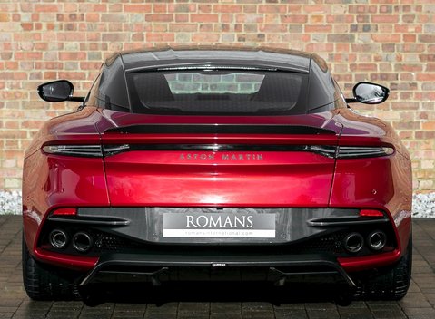 Aston Martin DBS Superleggera 5