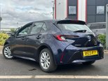 Toyota Corolla 2.0 VVT-h Icon Hatchback 5dr Petrol Hybrid CVT Euro 6 (s/s) (196 ps) 11