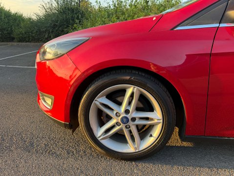 Ford Focus 1.5 TDCi Titanium Hatchback 5dr Diesel Manual Euro 6 (s/s) (120 ps) 25