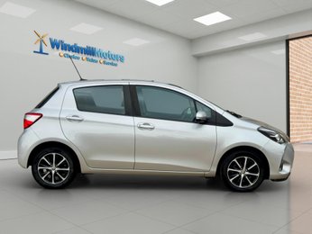 Toyota Yaris 1.5 VVT-i Icon Tech Euro 6 5dr