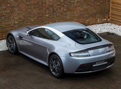 Aston Martin V8 Vantage N430 15