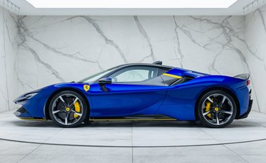 Ferrari SF90 ASSETTO FIORANO 5