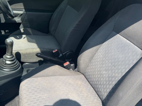 Ford Fiesta ZETEC 16V 12