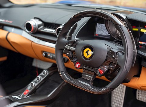 Ferrari 812 Superfast 11