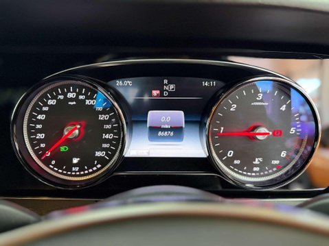 Mercedes-Benz E Class 2.0 E220d AMG Line (Premium) Saloon 4dr Diesel G-Tronic+ Euro 6 (s/s) (194 29