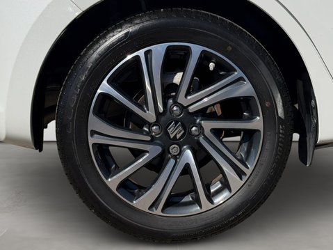 Suzuki Swift 1.2 Dualjet 83 12V Hybrid SZ5 5dr Auto 12