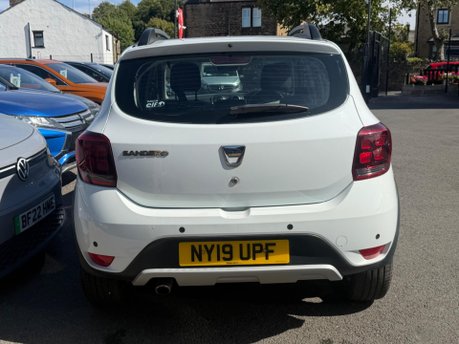 Dacia Sandero Stepway COMFORT TCE 8