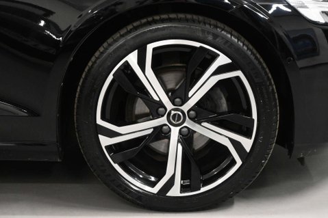 Volvo V60 2.0 V60 + B4 MHEV Auto 5dr 46