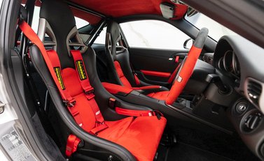 Porsche 911 (997) GT2 RS 9