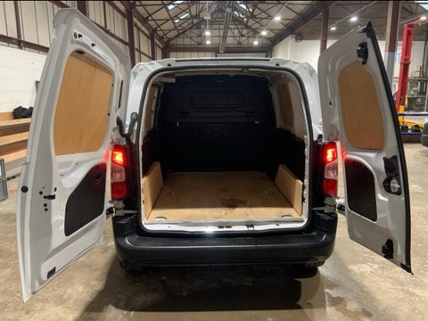 Peugeot Partner BLUEHDI PROFESSIONAL PREMIUM PLUS L1 7