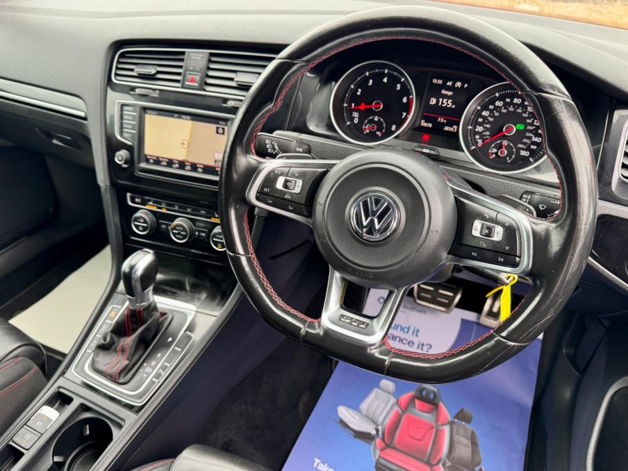 2016 Volkswagen Golf — image 13