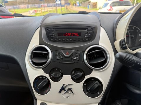 Ford Ka 1.2 Zetec Euro 5 (s/s) 3dr 9
