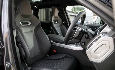 Land Rover Range Rover Sport 5.0 SVR 12