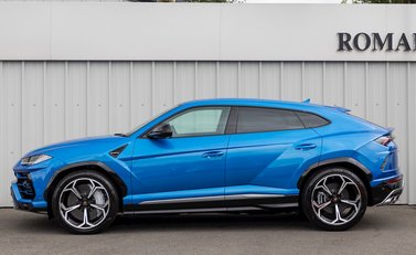 Lamborghini Urus 2