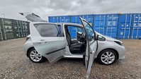 Toyota Yaris 1.5 VVT-h T Spirit Hatchback 5dr Petrol Hybrid CVT Euro 5 (101 ps) 14