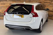 Volvo V60 2.0 T5 Business Edition Estate 5dr Petrol Auto Euro 6 (s/s) (190 ps) 81