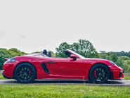 Porsche 718 SPYDER 4