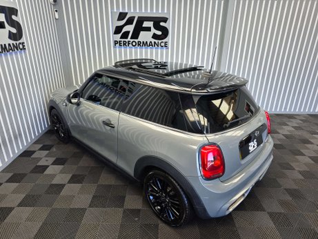 Mini Hatch 2.0 Cooper S Hatchback 3dr Petrol Manual Euro 6 (s/s) (192 ps) 12