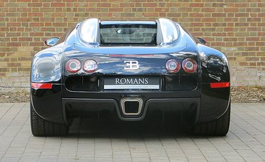 Bugatti Veyron 16.4 6