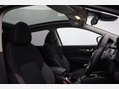 Nissan Qashqai 1.3 Qashqai N-Connecta DiG-T 5dr 26