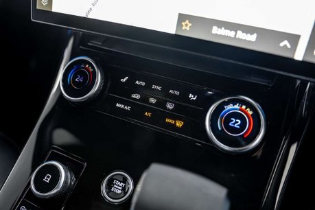 Land Rover Range Rover Sport 3.0 P400 MHEV Dynamic SE SUV 5dr Petrol Auto 4WD Euro 6 28