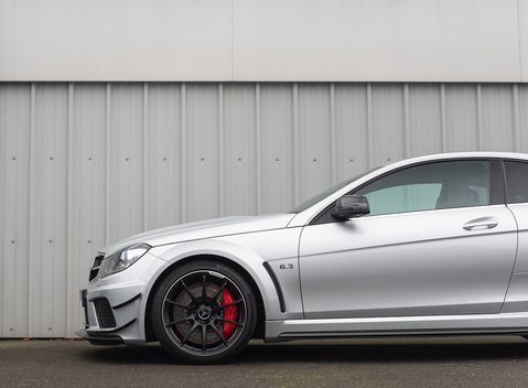 Mercedes-Benz C63 AMG Black Series 34