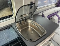 Auto-Sleepers Warwick Duo 2 Berth|2 Belt|Kitchen|Awning|AUTOMATIC|VANLUX 15