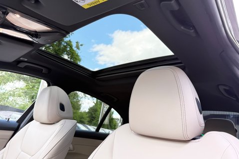 BMW 3 Series 330E M SPORT - OYSTER LEATHER -PRO & TECH PACKS - H/K -HUD - SUNROOF 3