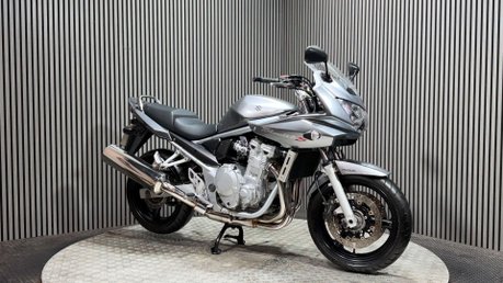 Suzuki Bandit GSF 650 2009 ONLY 13K NEW MOT JUST SERVICED A2 650CC 2