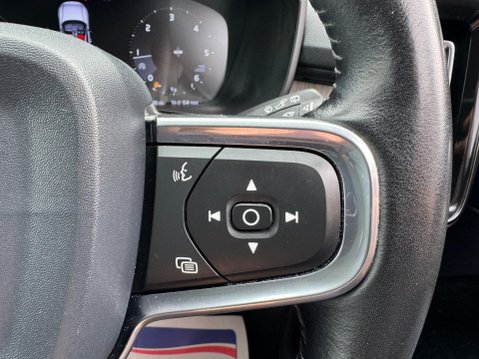 Volvo XC40 2.0 D3 Inscription Euro 6 (s/s) 5dr 31