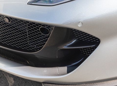 Ferrari 812 Superfast 22