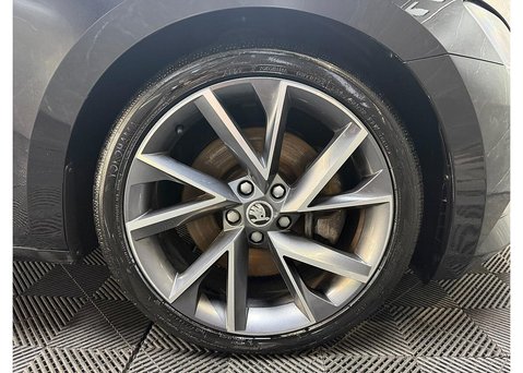 Skoda Superb 2.0 TSI SportLine Hatchback 5dr Petrol DSG 4WD Euro 6 (s/s) (272 ps) 18