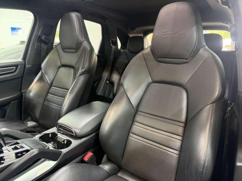 Porsche Cayenne 4.0 Cayenne V8 T Auto 4WD 5dr 6