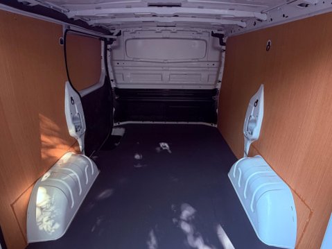 Renault Trafic SL28 BUSINESS PLUS DCI 37