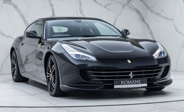 Ferrari GTC4 Lusso V12 6