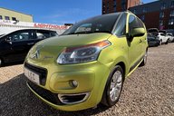 Citroen C3 Picasso EXCLUSIVE HDI.. ONLY £35 ROAD TAX.. SERVICE HISTORY.. STUNNING COLOUR 15
