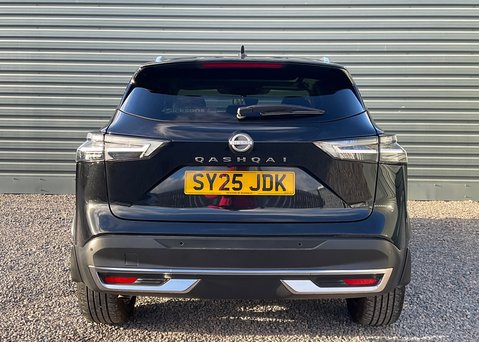 Nissan Qashqai DIG-T N-CONNECTA 7