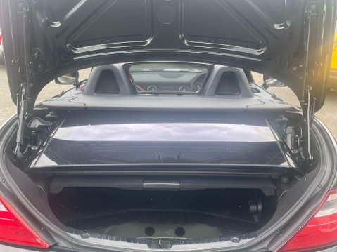 Mercedes-Benz SLK 1.8 SLK200 AMG Sport G-Tronic+ Euro 5 (s/s) 2dr 19