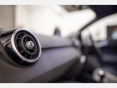 Audi A1 1.2 TFSI Sport Sportback Euro 5 (s/s) 5dr 33