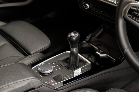 BMW 1 Series 118I M SPORT 27