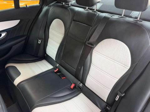 Mercedes-Benz C Class 4.0 C63 V8 BiTurbo AMG Saloon 4dr Petrol SpdS MCT Euro 6 (s/s) (476 ps) 39