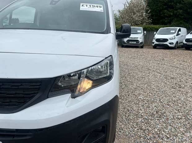 Peugeot Partner LWB L2H1 Low Roof Professional Air Con EURO 6 NO VAT 22